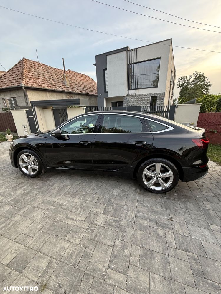 Audi e-tron Sportback - 15