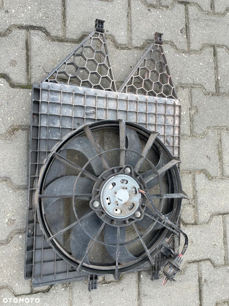 Wentylator chłodnicy VW Polo 6R Skoda Fabia II - 2