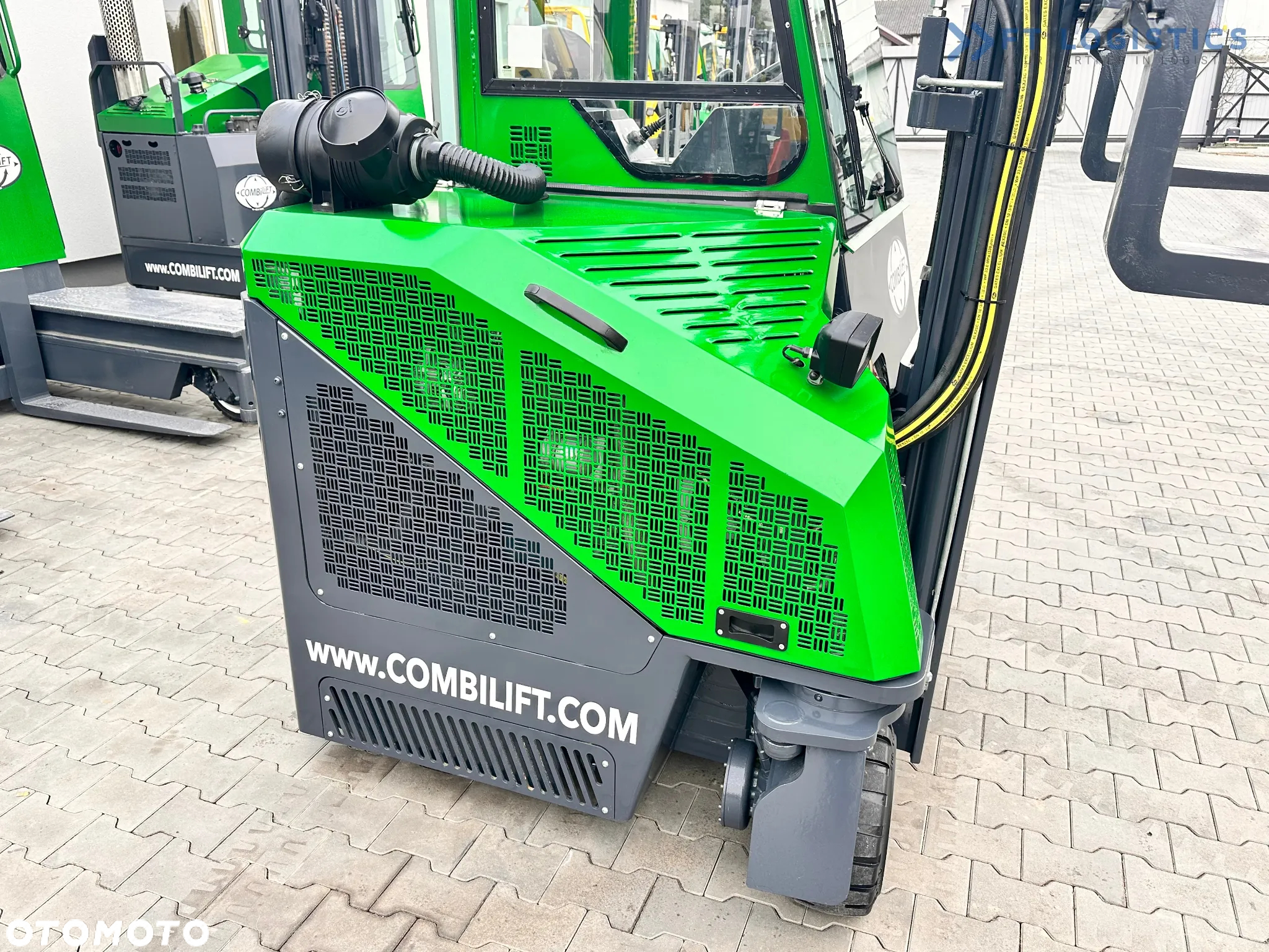 Combilift C2500CB / TRIPLEX / DIESEL / 4900MM / WOLNY SKOK / POZYCJONER 1720MM / JAK NOWY - 21