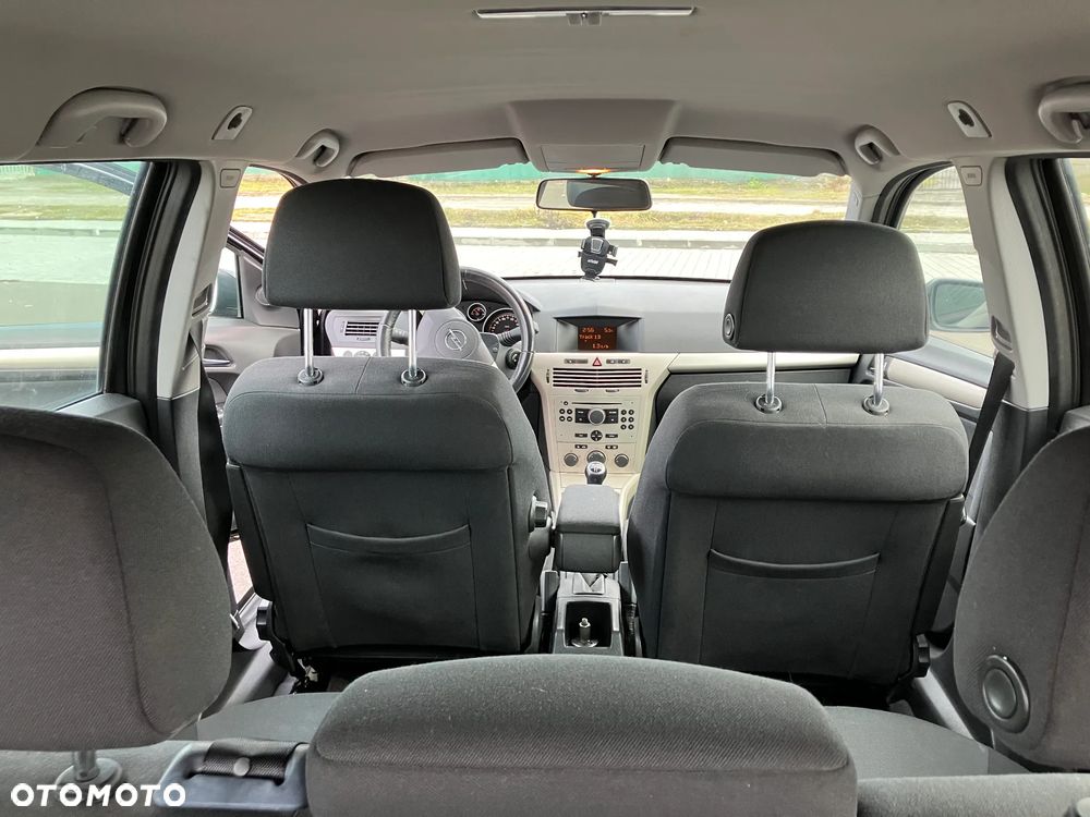 Opel Astra III 1.6 Essentia - 10