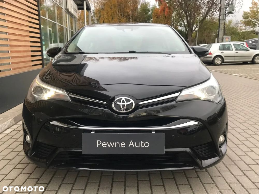 Toyota Avensis 1.8 Premium - 13