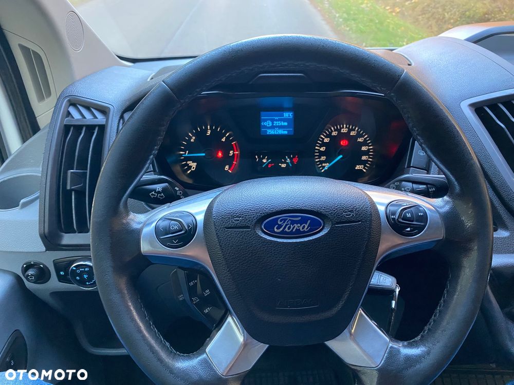 Ford Transit - 21