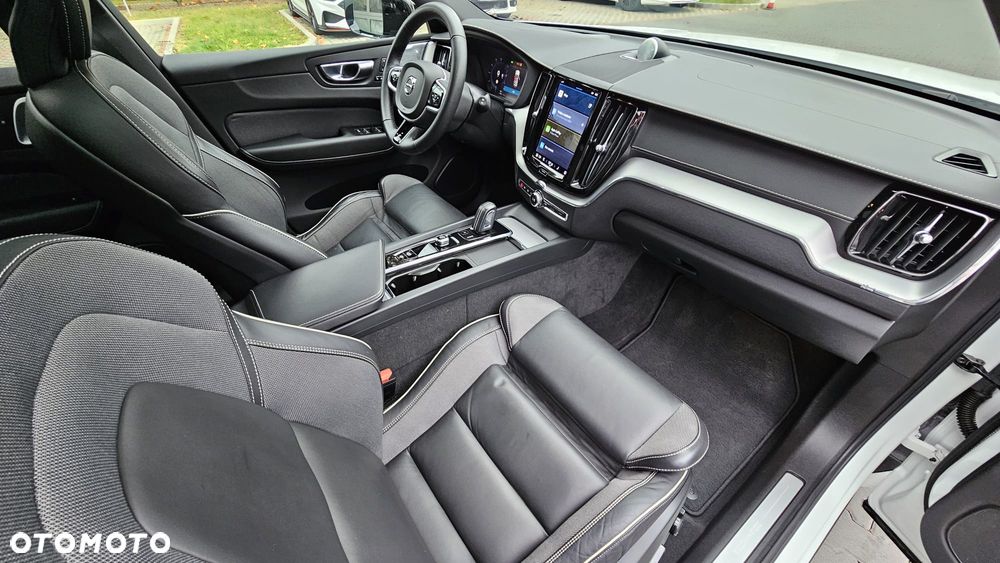 Volvo XC 60 T8 AWD Geartronic Polestar Engineered - 14