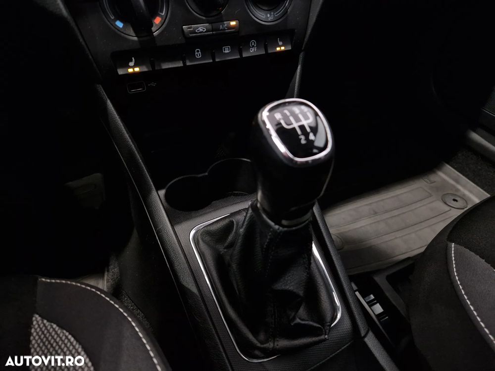 Skoda RAPID - 19