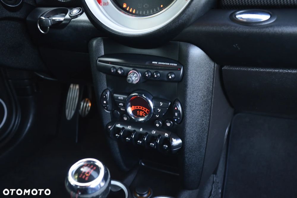 MINI Cooper S Standard - 23