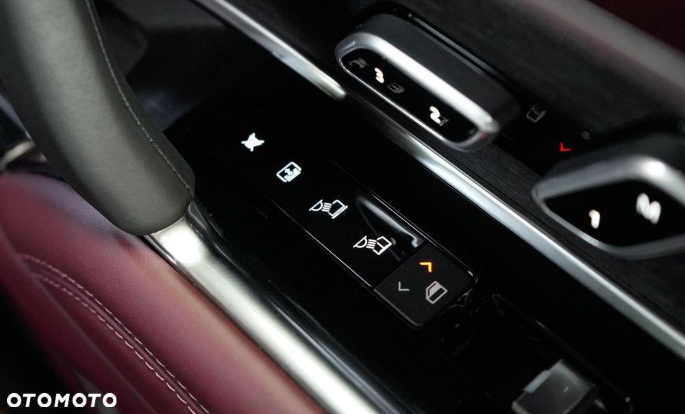 Land Rover Range Rover - 29