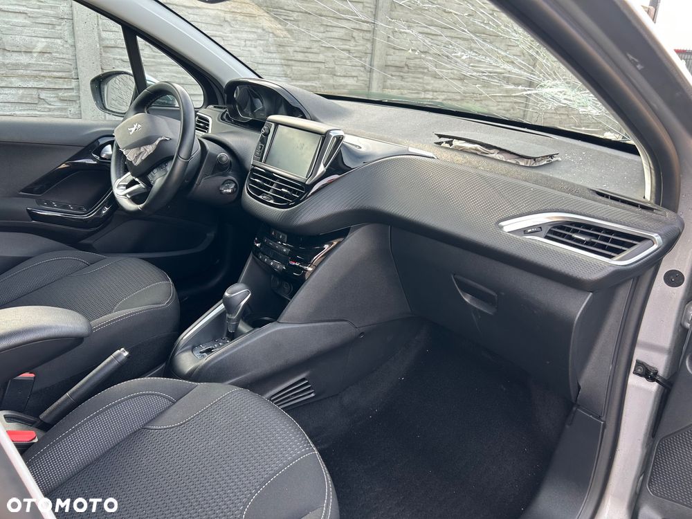 Peugeot 208 PureTech 110 Stop & Start EAT6 Tech Edition - 15