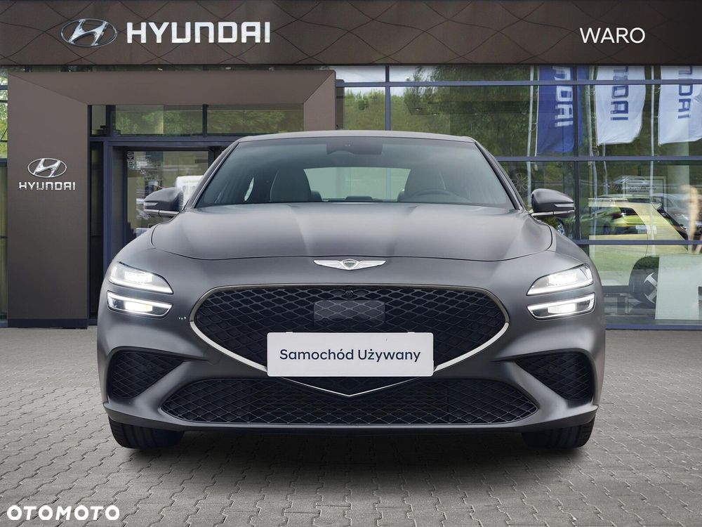 Genesis G70 2.0T Plus RWD 8AT Sport - 8