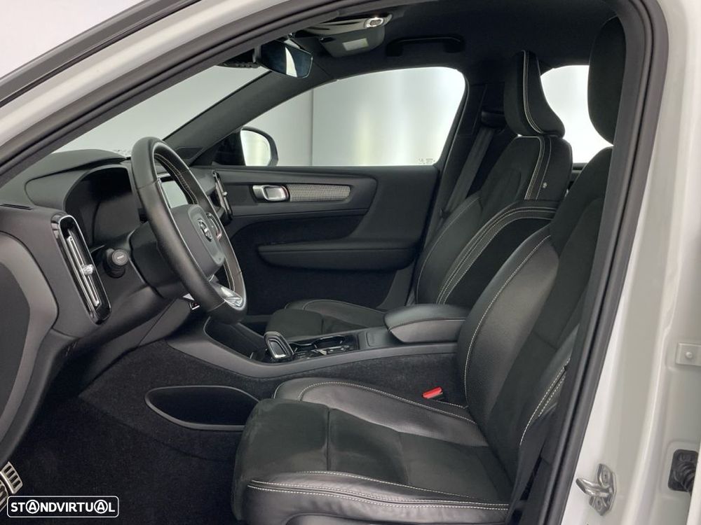 Volvo XC 40 2.0 T5 R-Design - 11