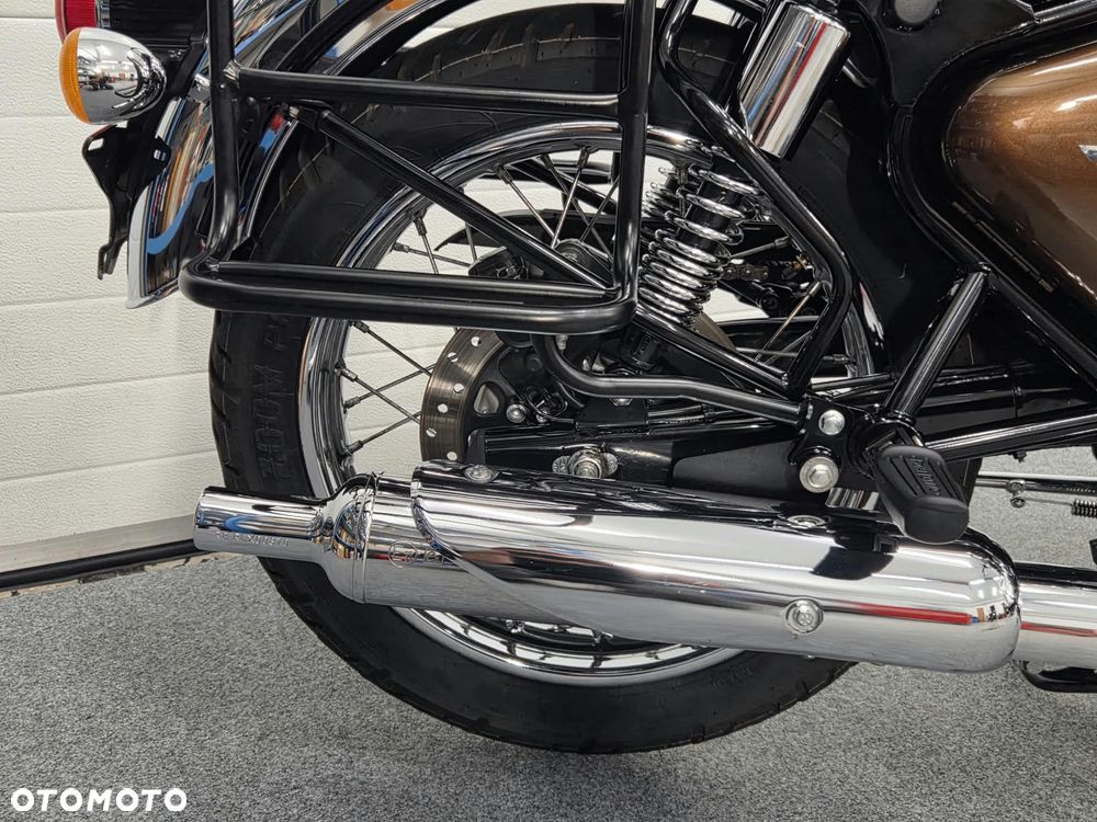 Royal Enfield Classic - 14