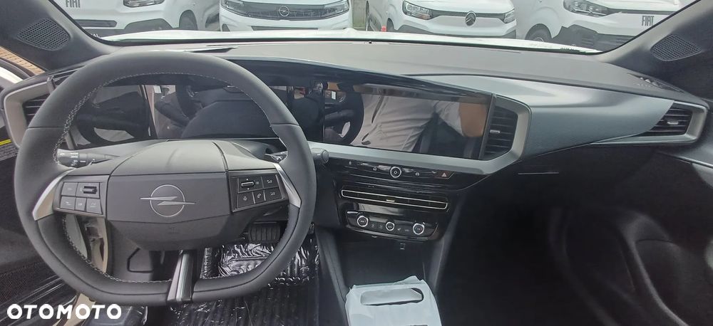 Opel Mokka 1.2 T Business Edition S&S - 10