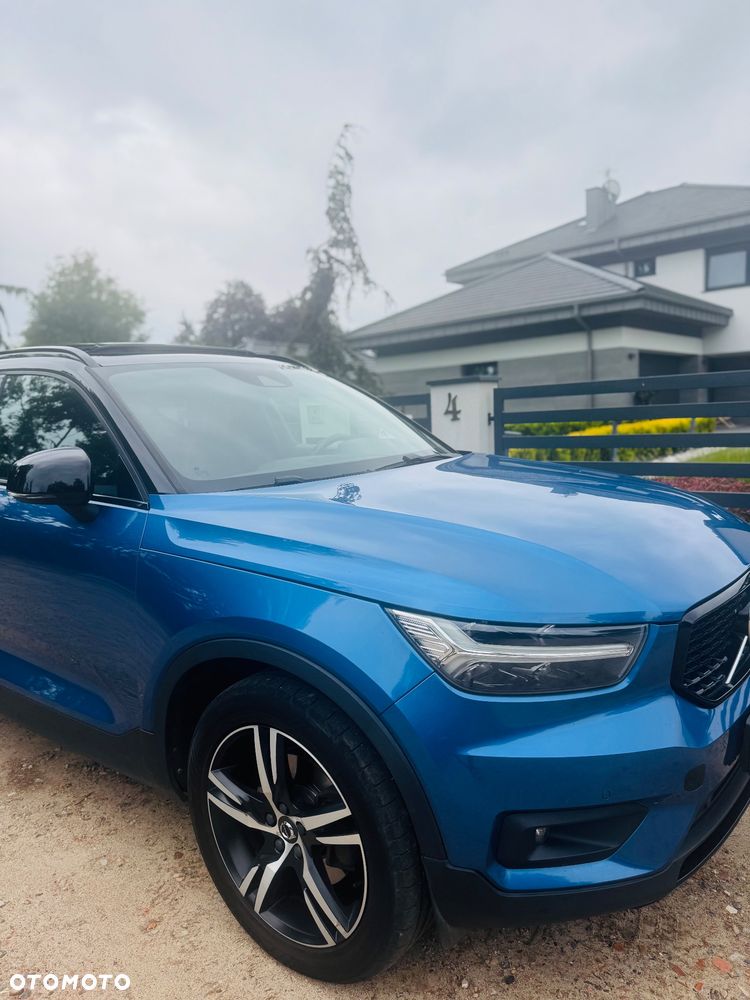 Volvo XC 40 T5 AWD Momentum Pro - 1