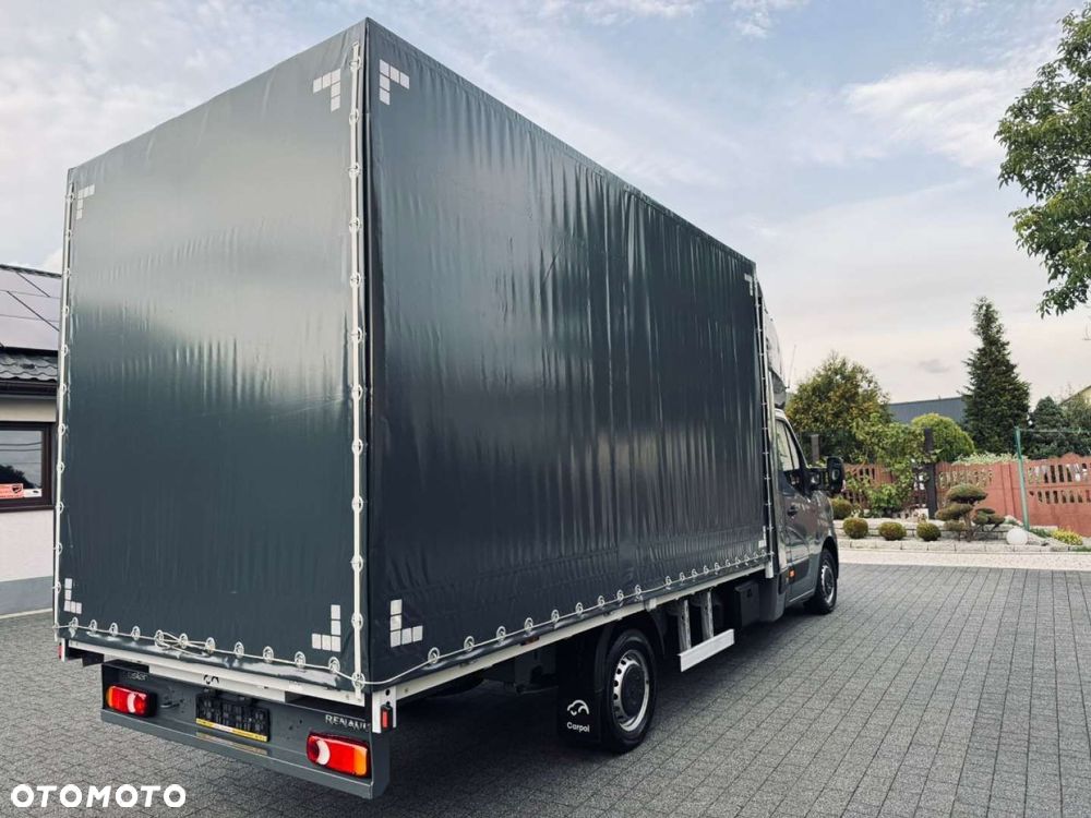 Renault Master Nowa Sztuka Salon Polska - 25