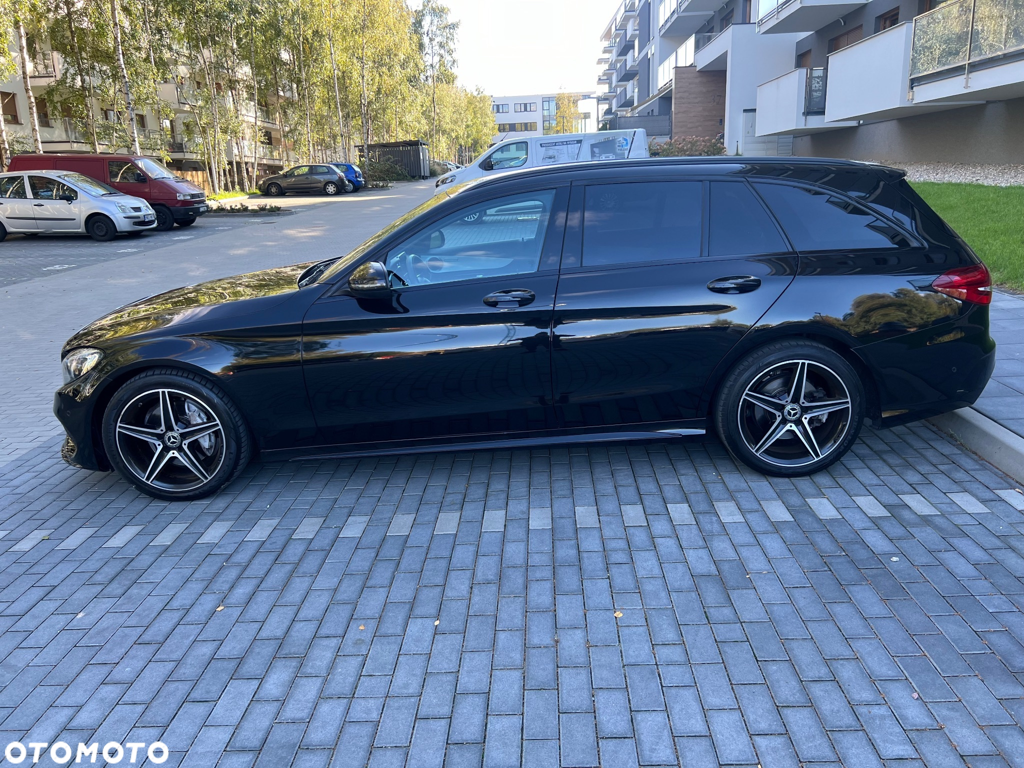 Mercedes-Benz Klasa C 180 (BlueTEC) d T AMG Line - 17