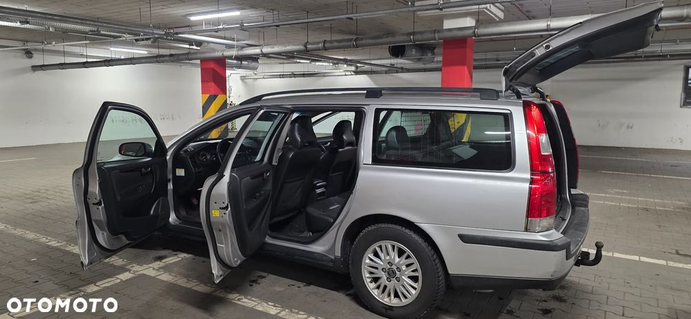 Volvo V70 2.4 Edition - 4
