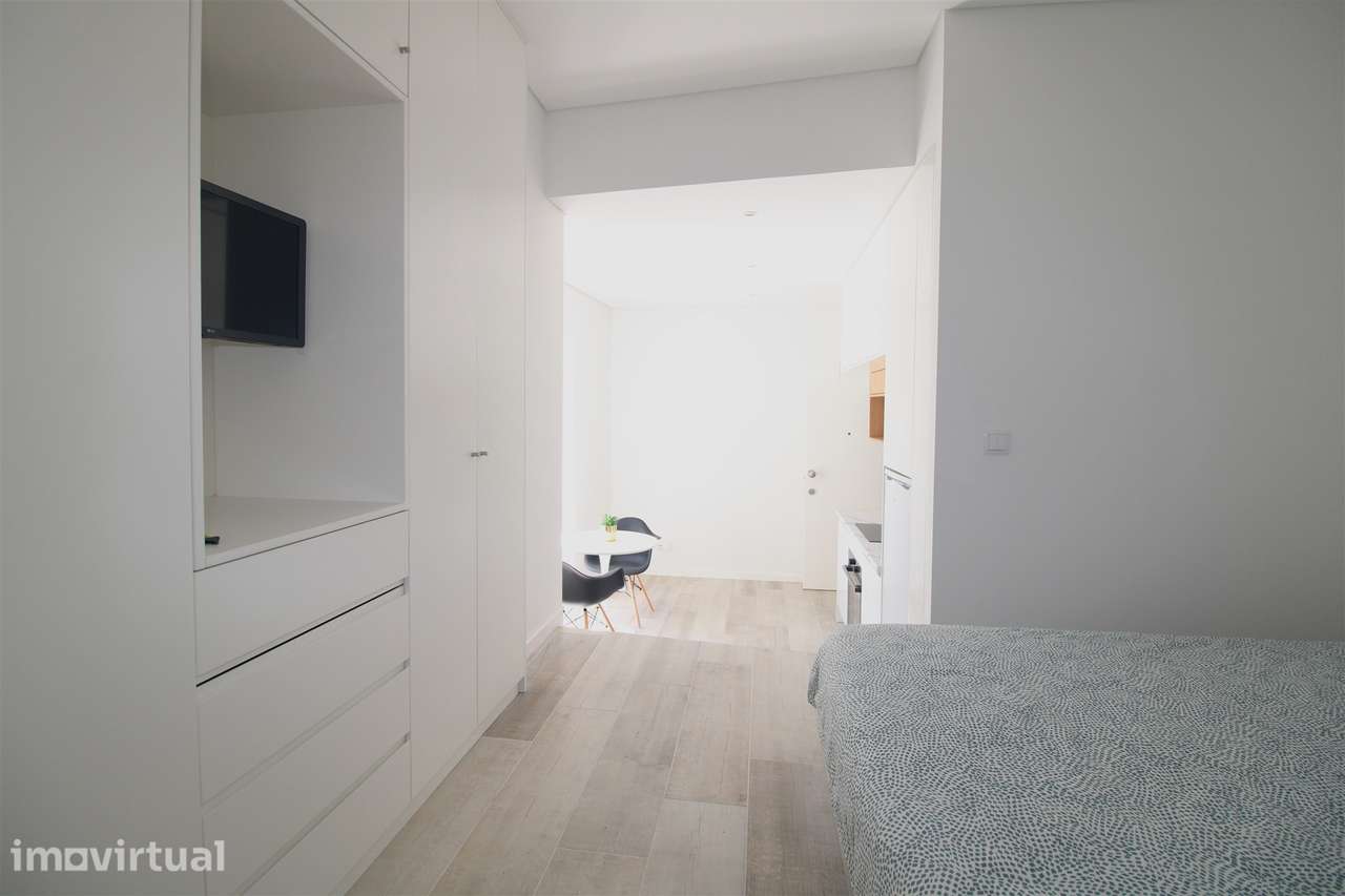 Apartamento T0 na zona da Baixa - Grande imagem: 3/10