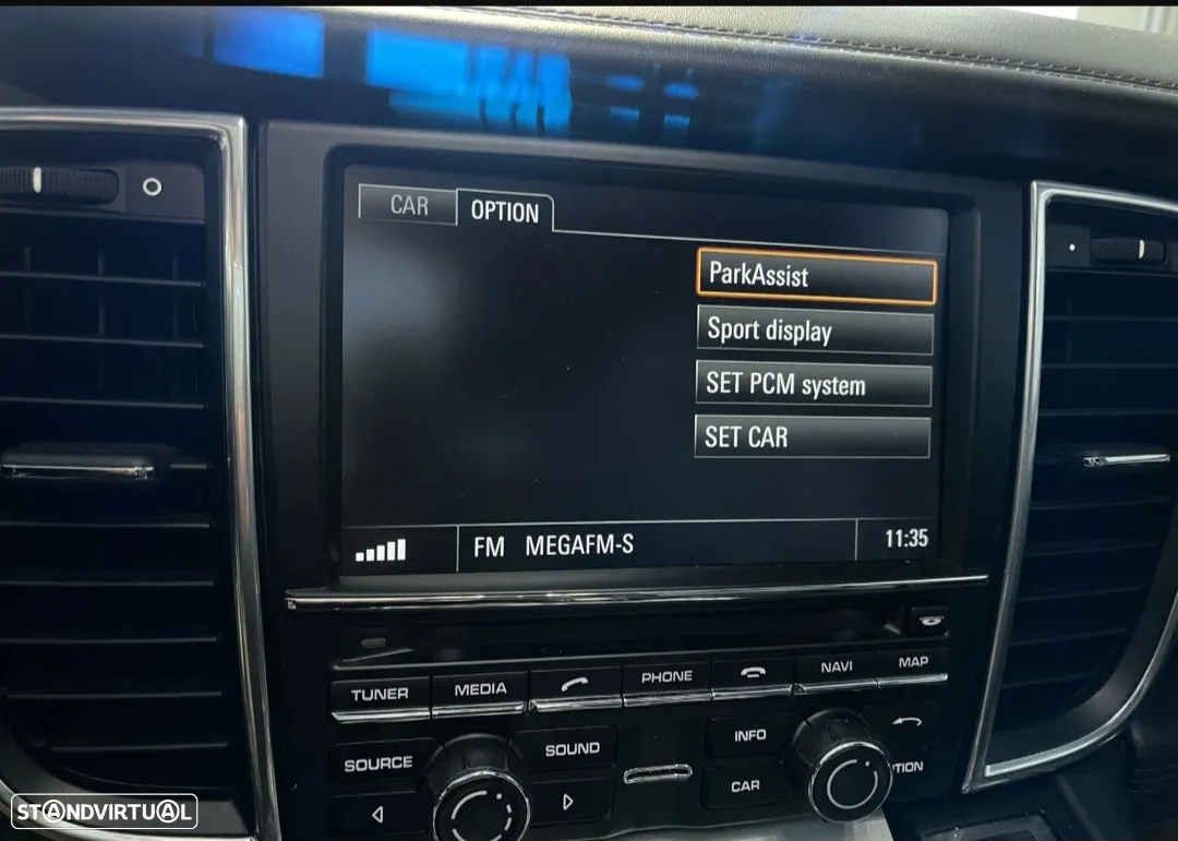 Porsche Panamera Platinum Edition - 24