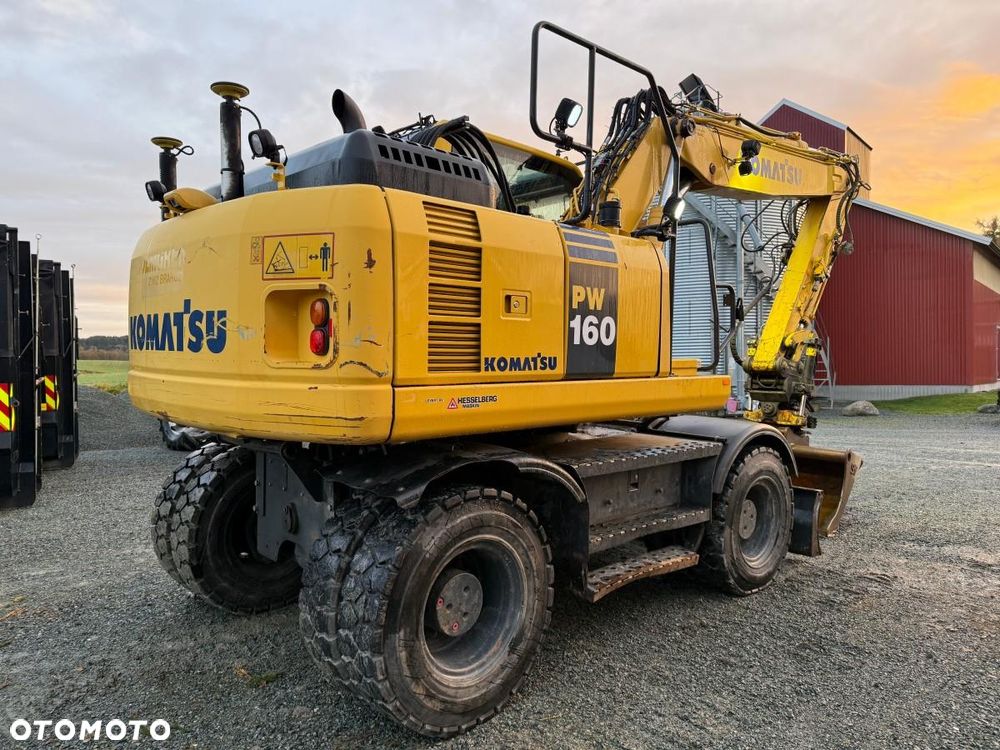 Komatsu PW160-8 6450mtg , 16 TON - 2