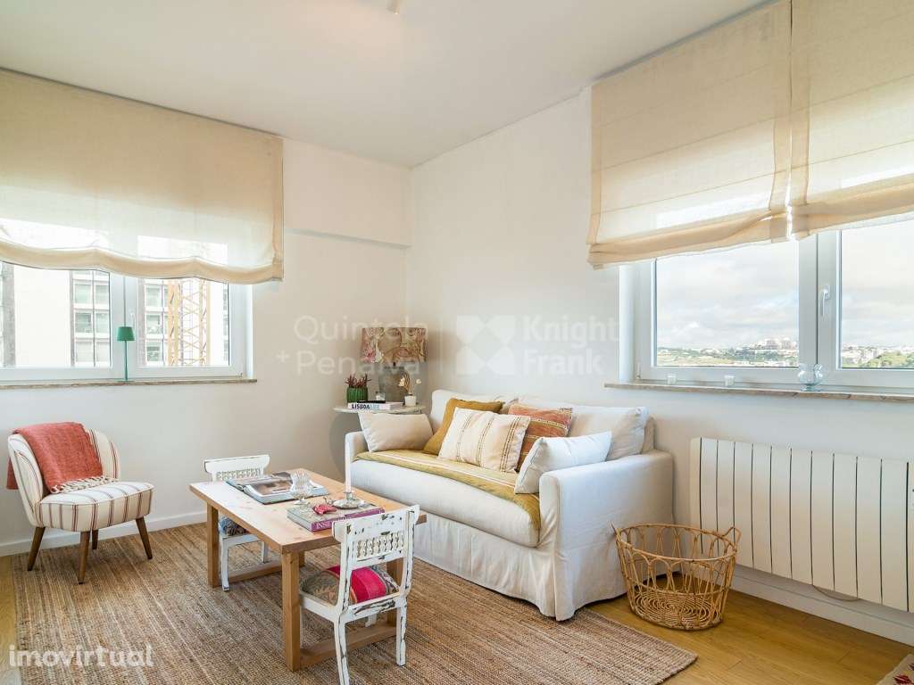 Apartamento T2+1 com estacionamento para arrendar em Belém - Grande imagem: 3/25