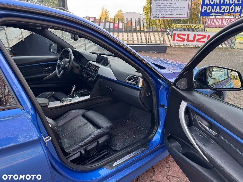 BMW Seria 3 318i M Sport Shadow - 21