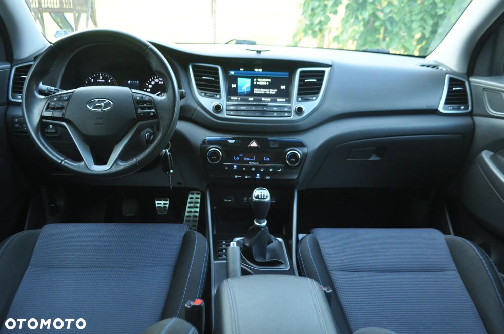 Hyundai Tucson blue 1.7 CRDi 2WD Style - 27