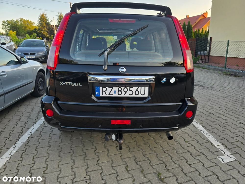 Nissan X-Trail 2.5 4x4 Sport - 3