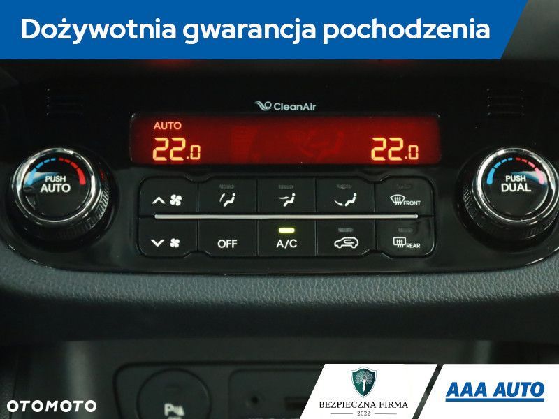 Kia Sportage - 12