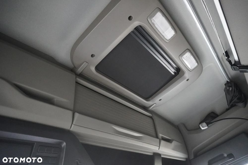 MAN TGX 18.470 / Zestaw / Przyczepa 19 EPAL / Firanka 19 EPAL / 2022 / Retarder / 15 sztuk - 33