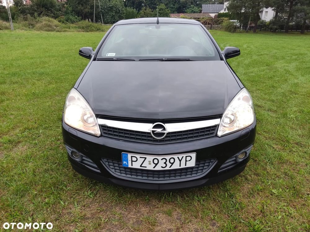Opel Astra TwinTop 1.8 Cosmo - 8