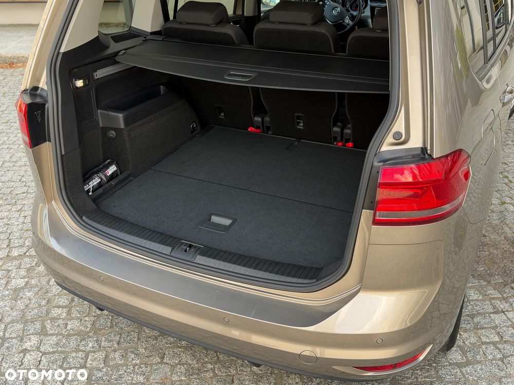 Volkswagen Touran 1.2 TSI (BlueMotion Technology) SOUND - 13