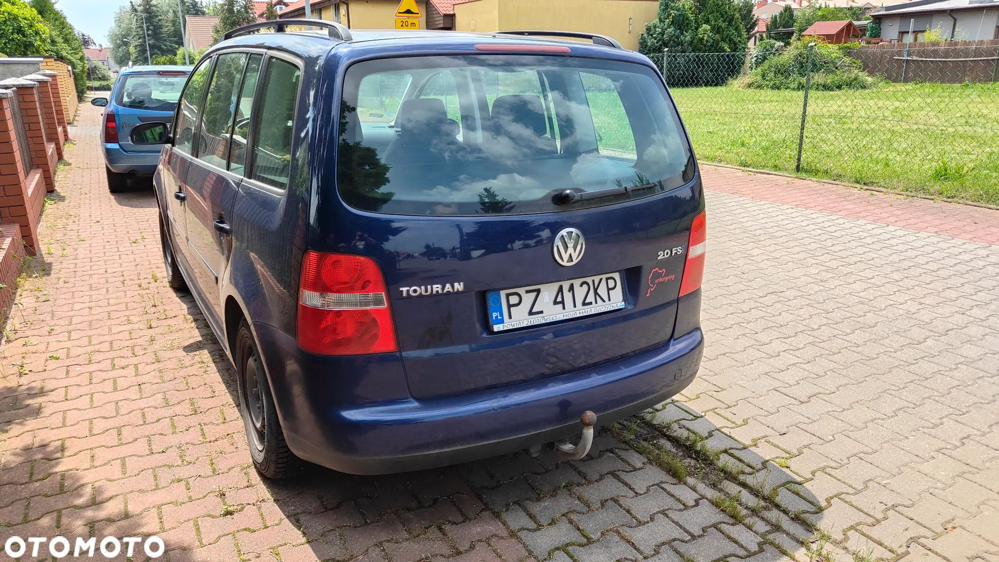 Volkswagen Touran 2.0 FSI Highline - 2