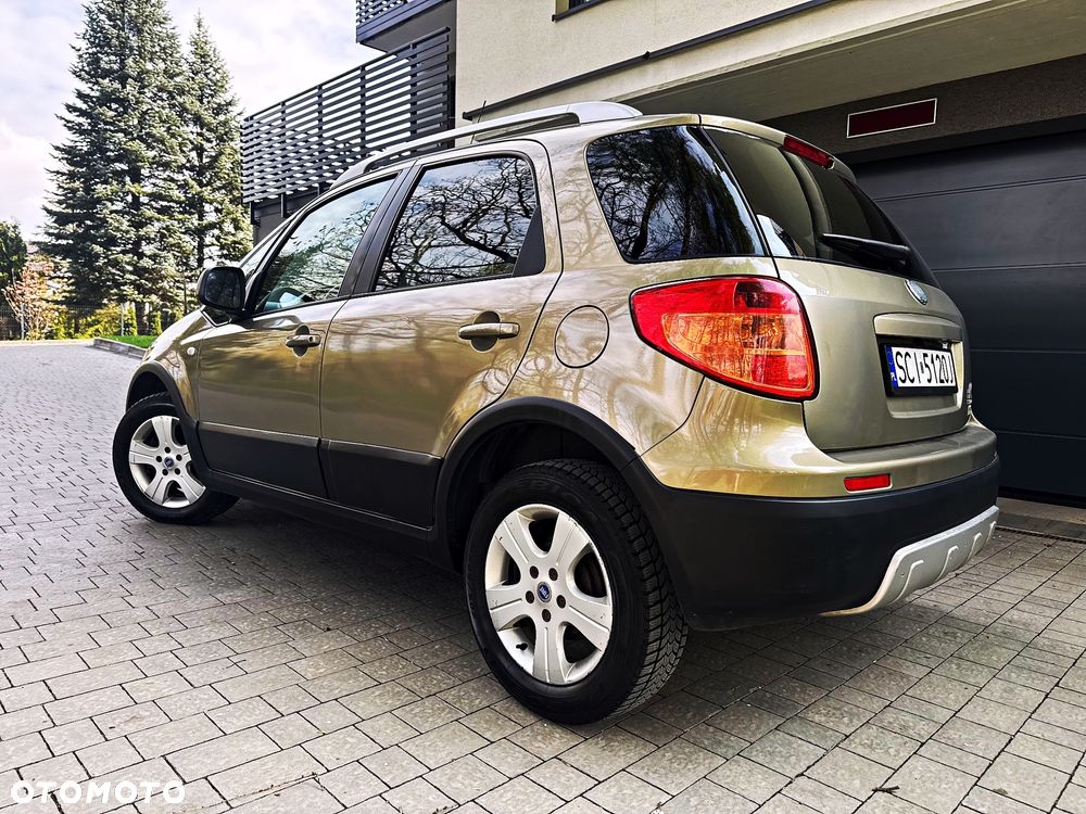 Fiat Sedici 1.6 16V 4x4 Emotion - 17