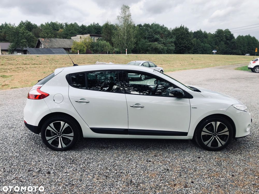 Renault Megane TCe 130 Bose Edition - 9