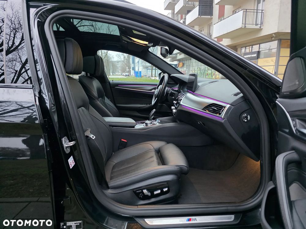BMW Seria 5 520d M Sport sport - 35