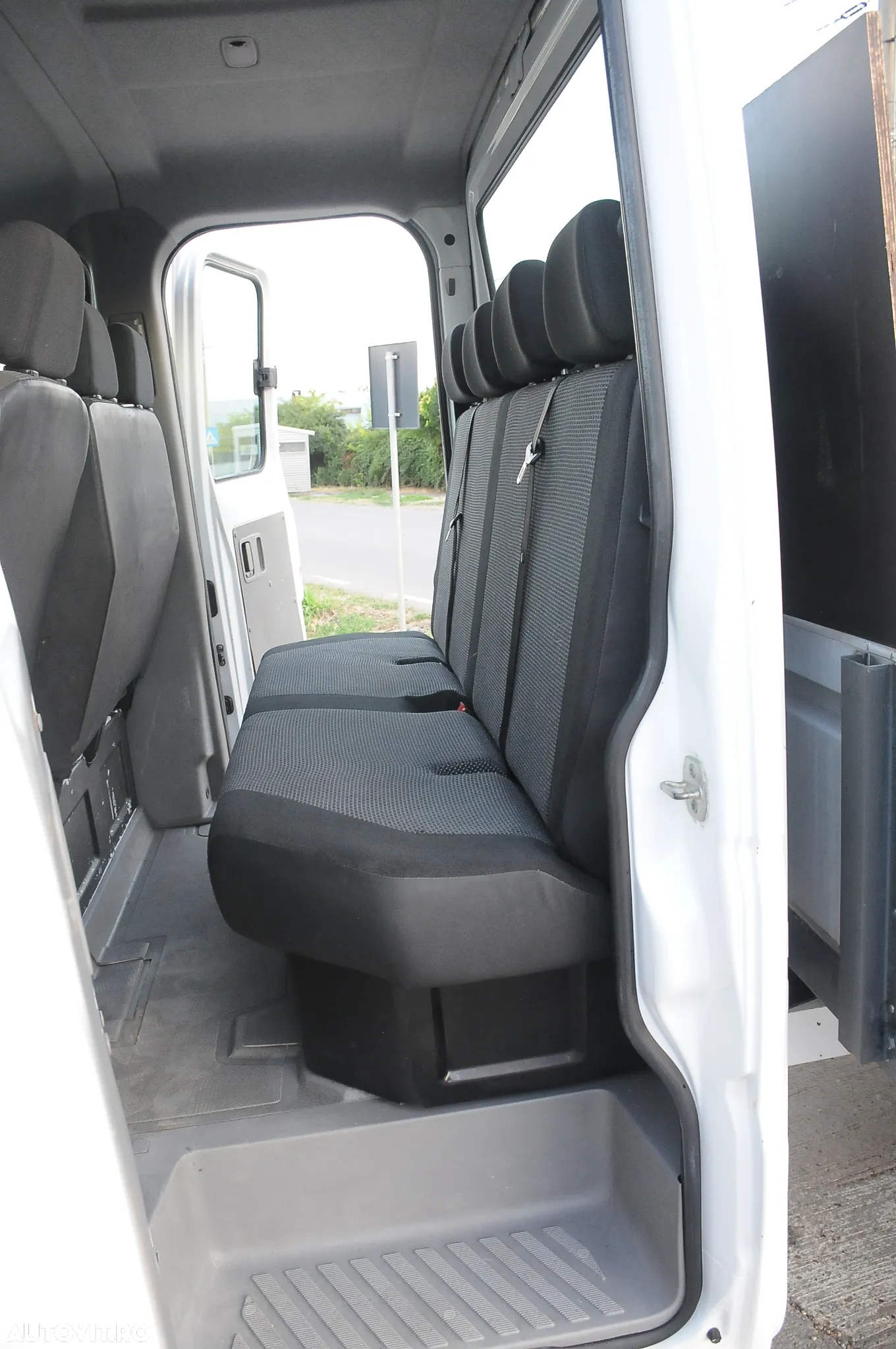 Mercedes-Benz Sprinter - 7