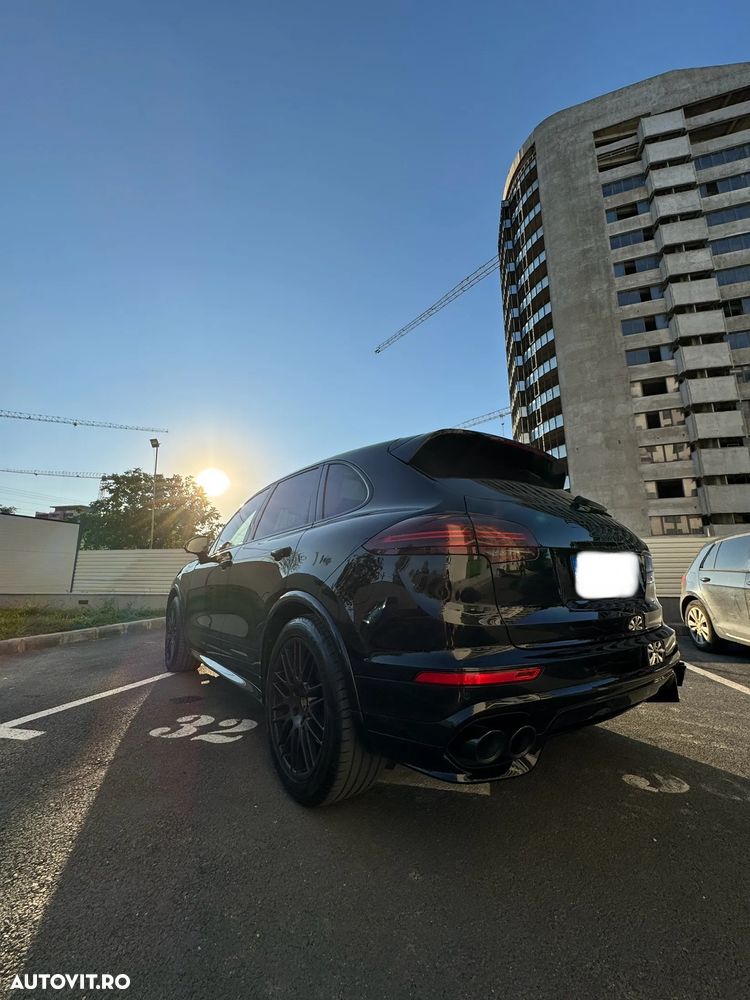 Porsche Cayenne 3.6 L GTS - 10