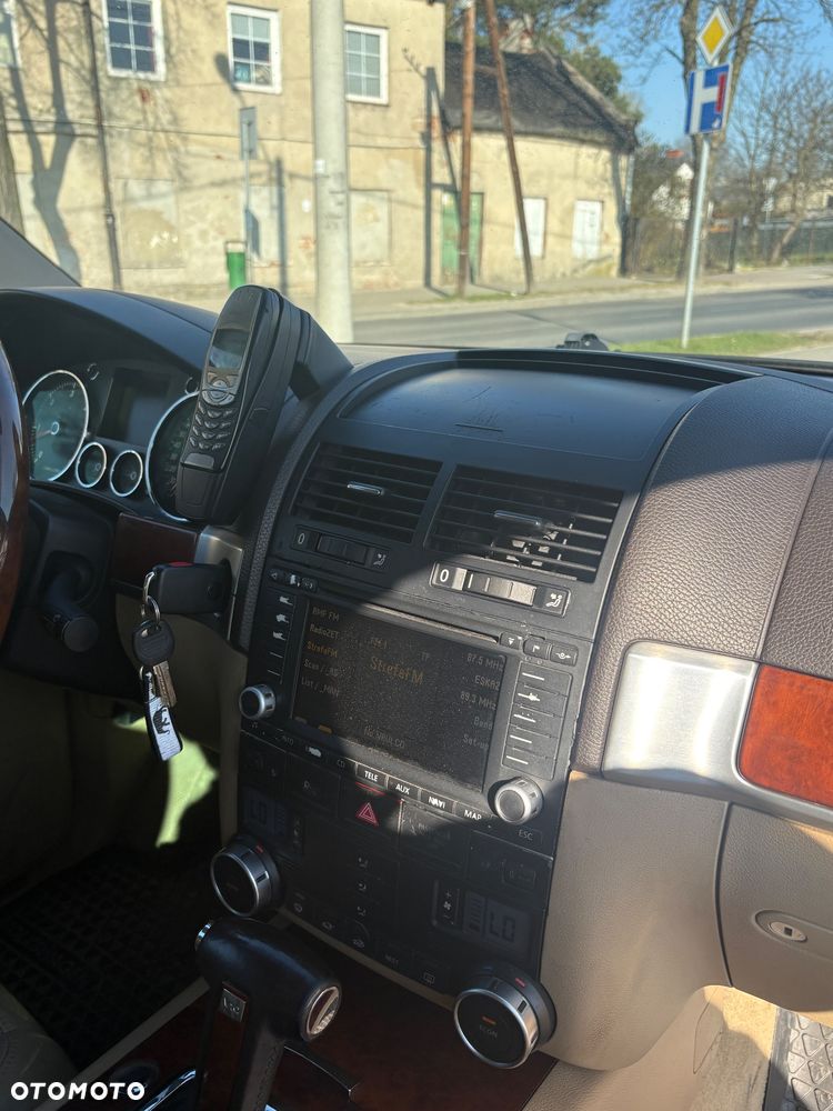 Volkswagen Touareg - 13