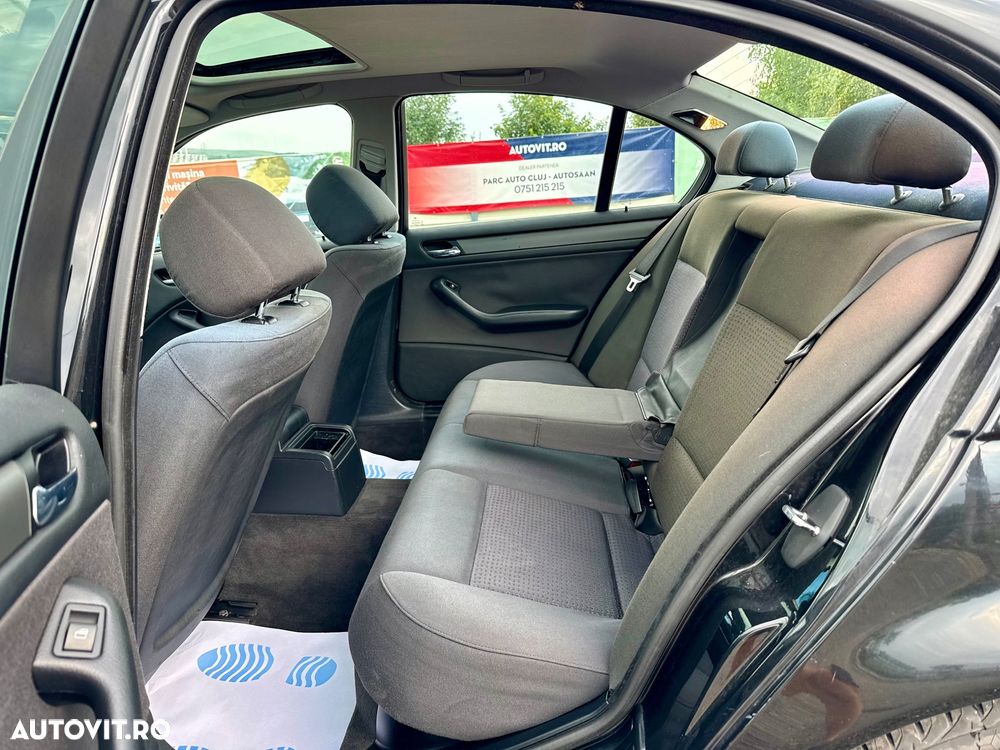 BMW Seria 3 316i Edition Sport - 16