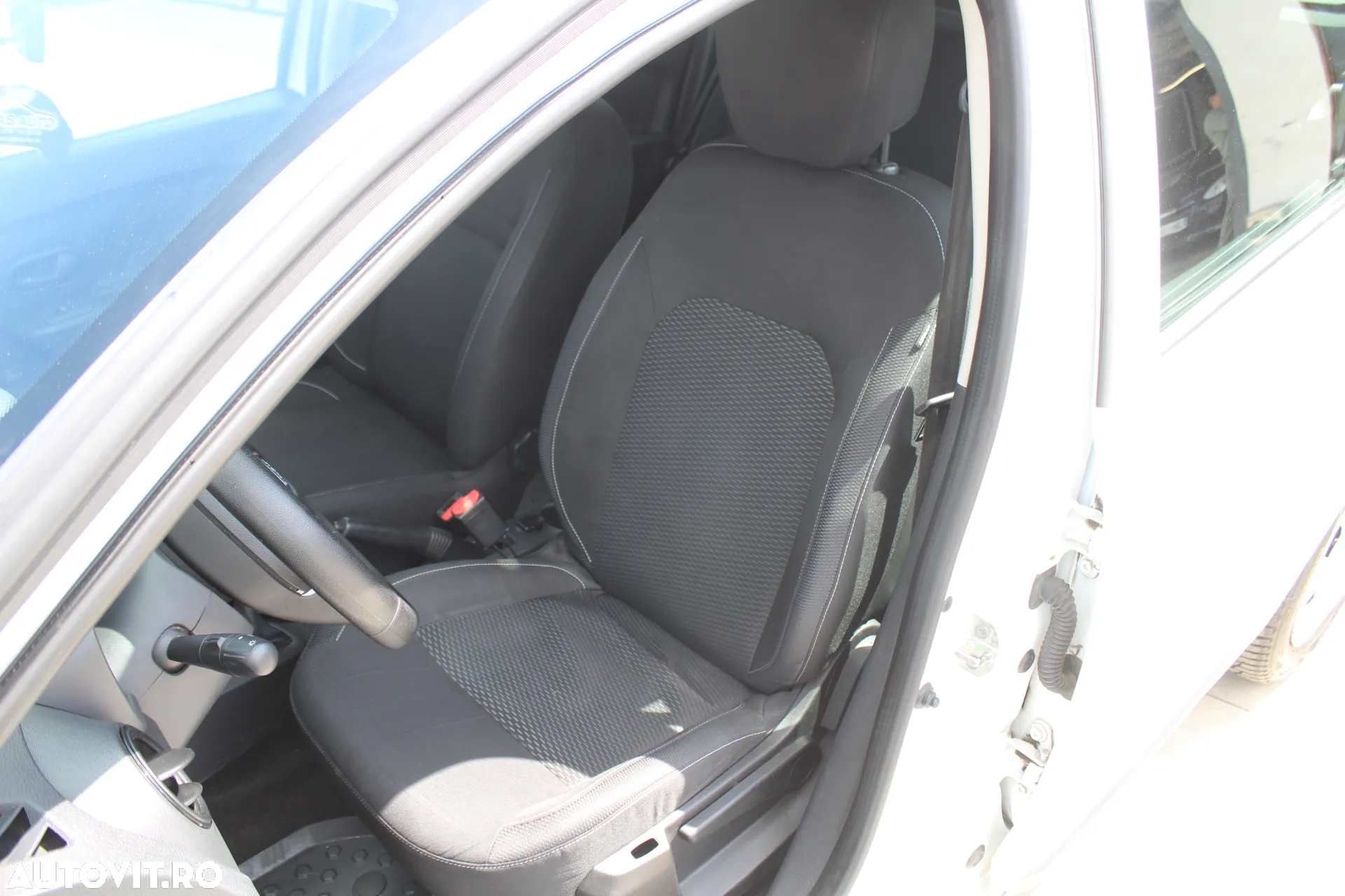 Dacia Logan 1.5 Blue dCi Ambiance - 8