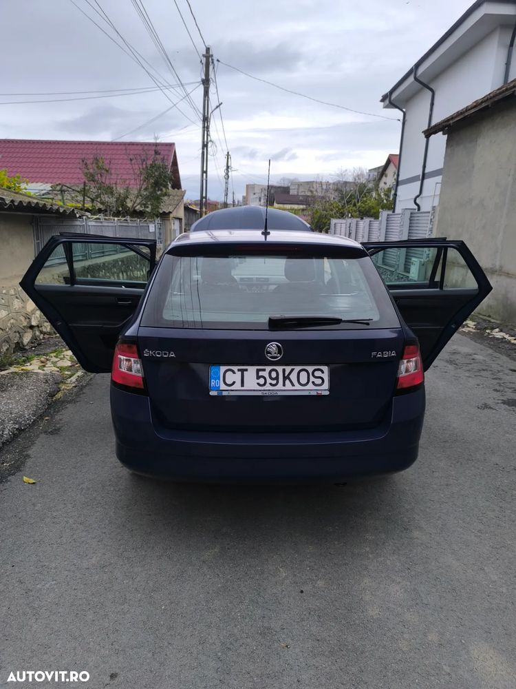 Skoda Fabia - 12