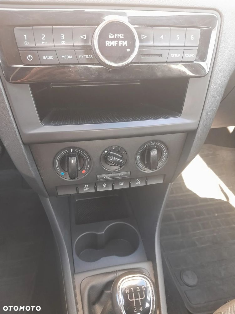 Skoda RAPID 1.2 TSI Active - 13