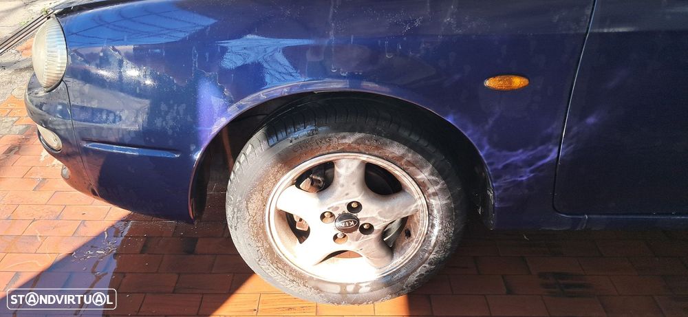 Kia Shuma 1.5 LS + - 3