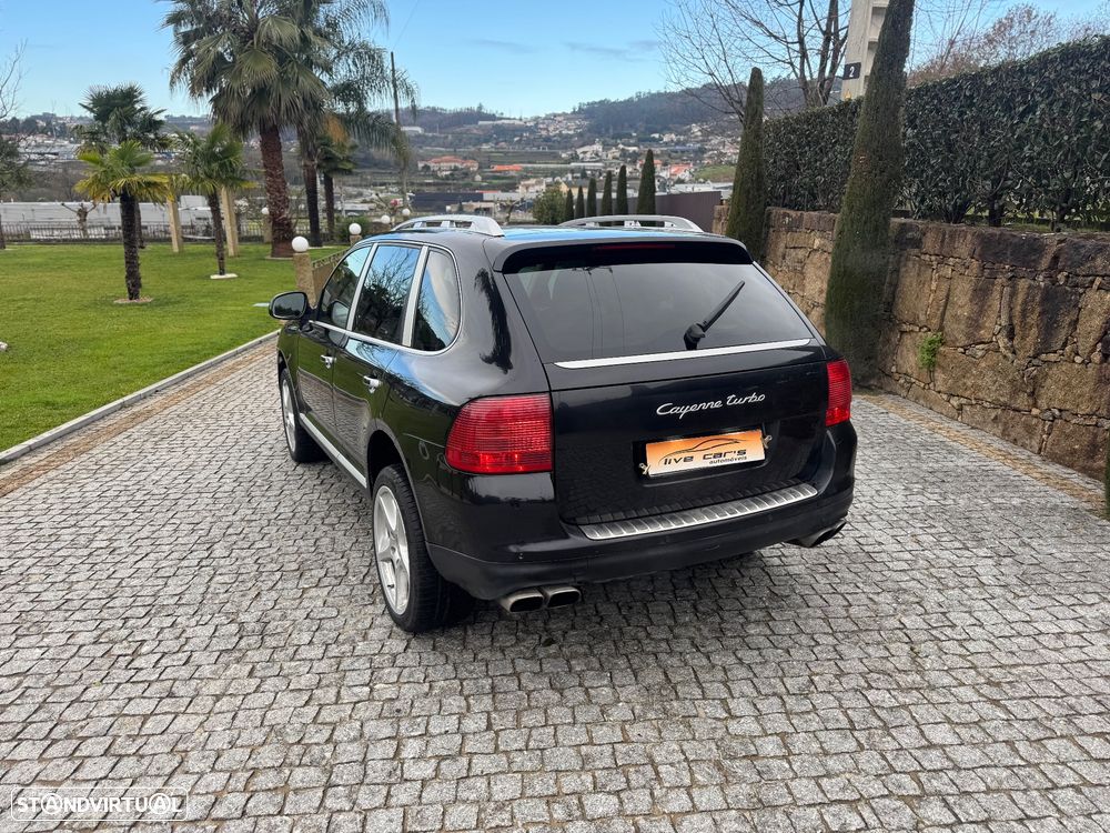 Porsche Cayenne Turbo - 7