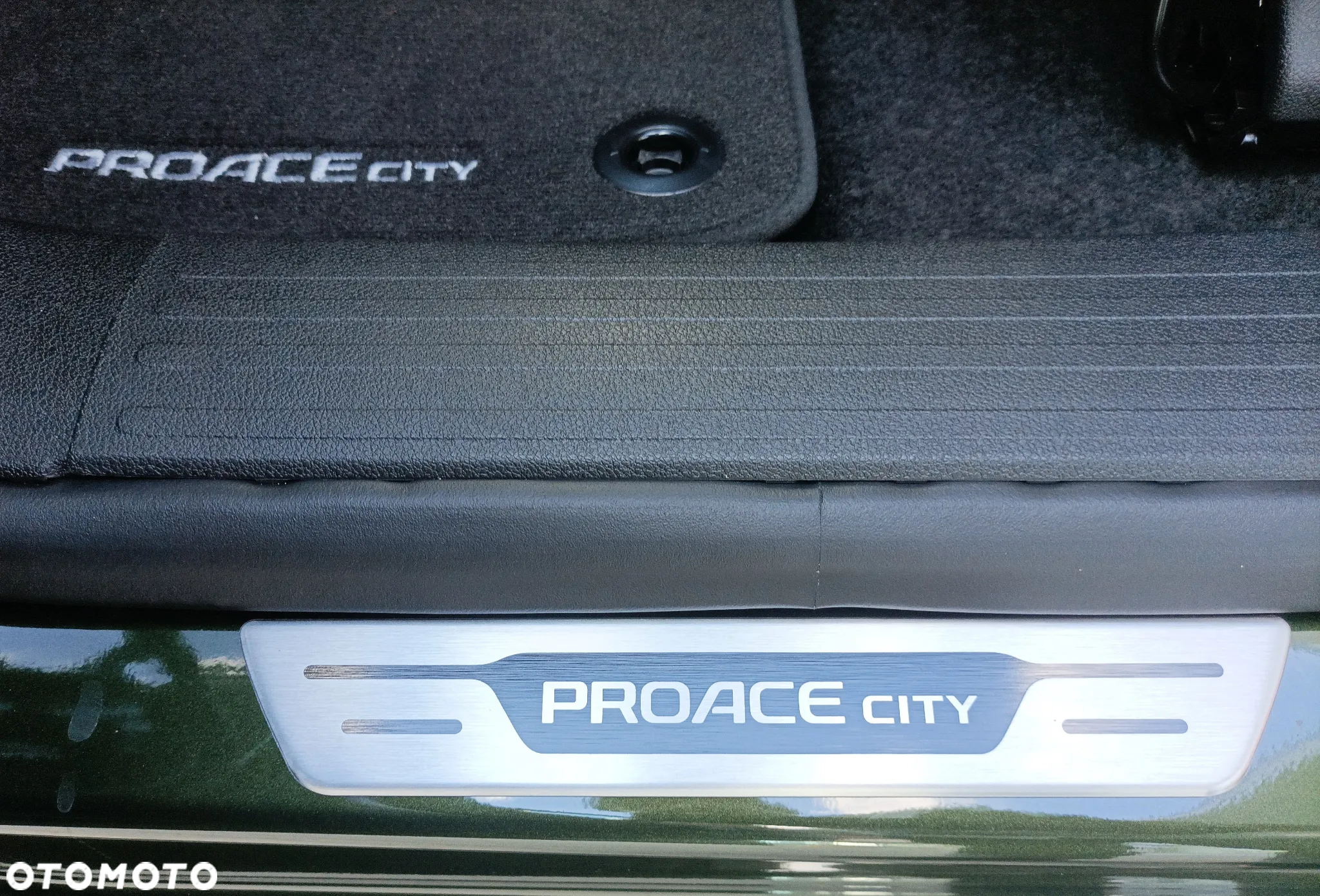 Toyota Proace City Verso Long 1.5 D-4D Business - 20