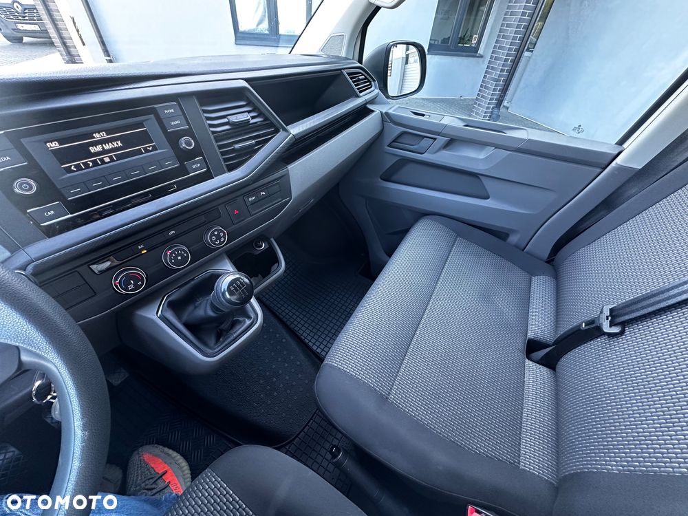 Volkswagen Transporter - 26