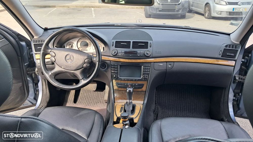 Mercedes-Benz E 220 CDI Avantgarde Aut. - 2