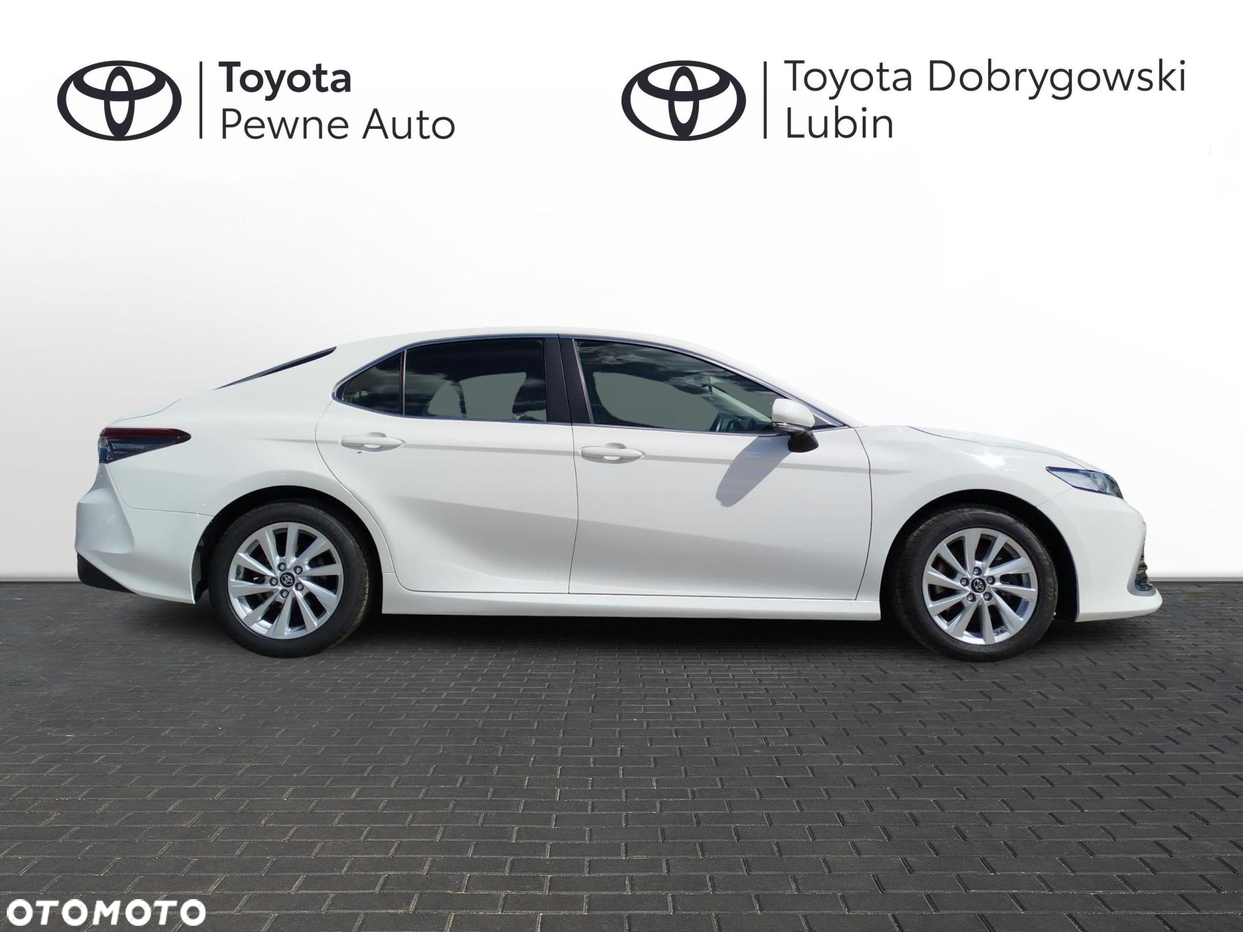 Toyota Camry - 6