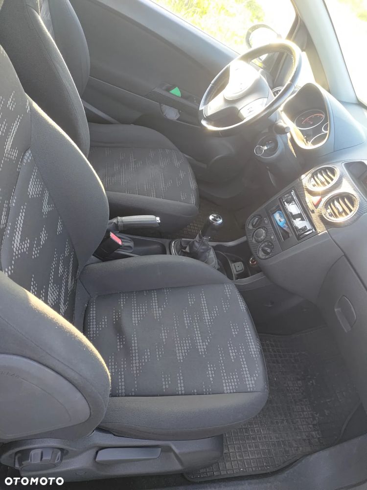 Opel Corsa - 13