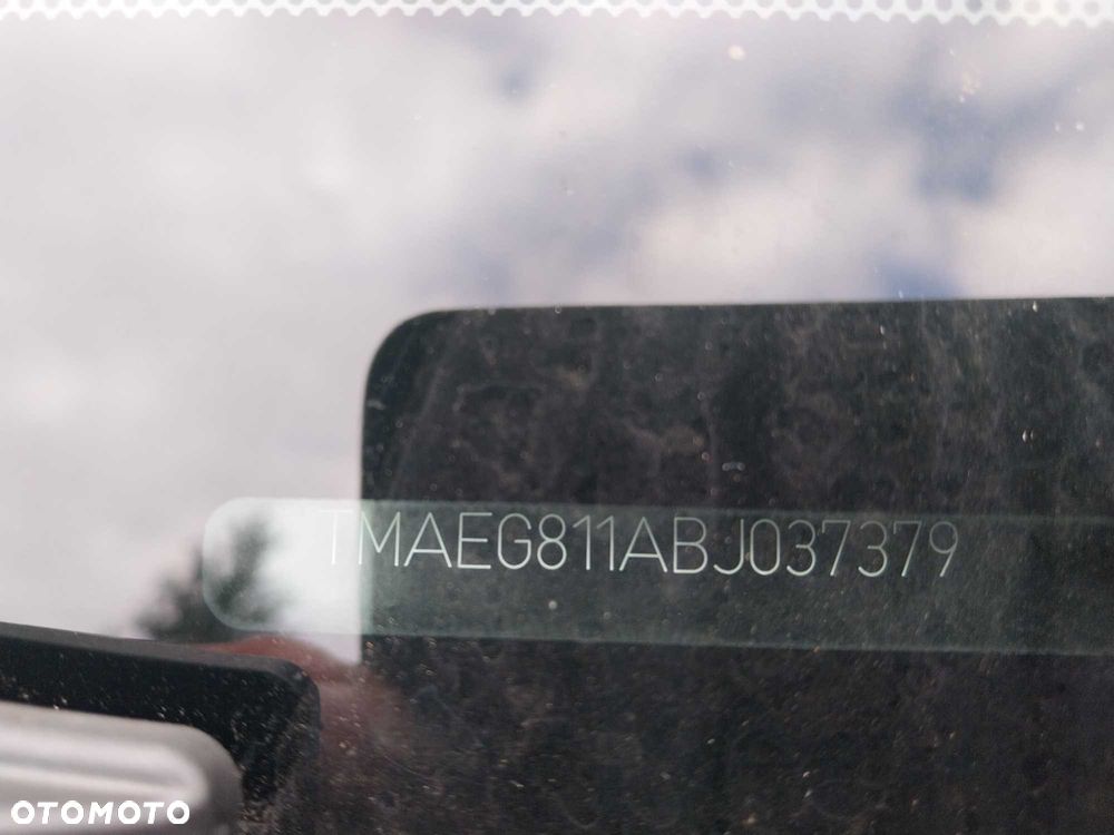 Kia Venga - 5
