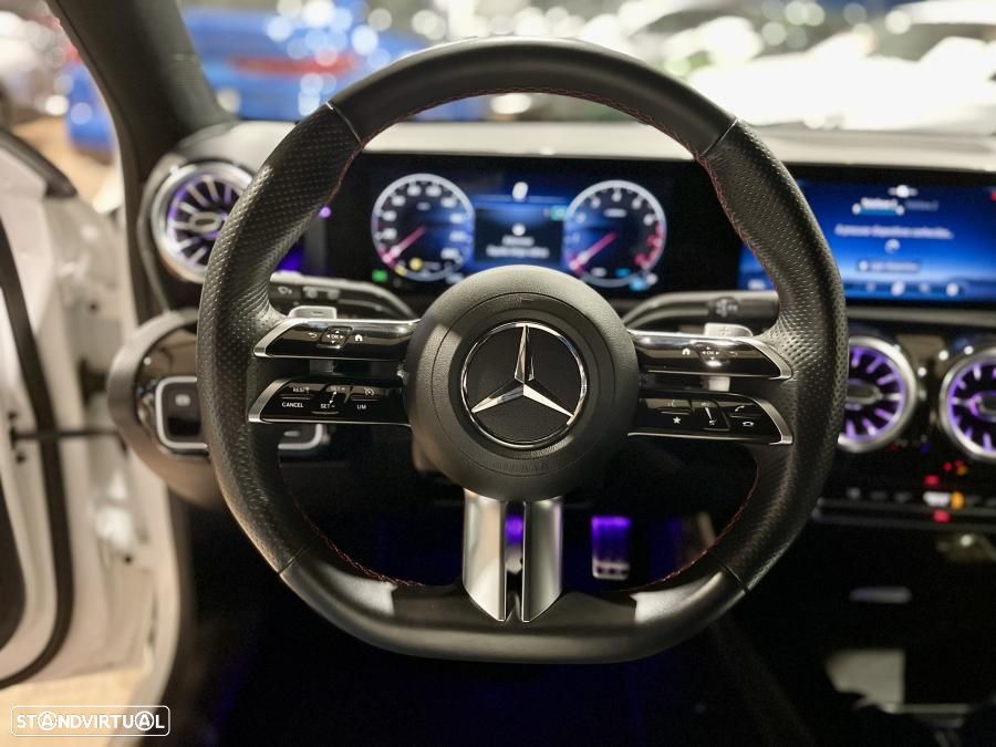 Mercedes-Benz A 200 AMG Line Aut. - 12